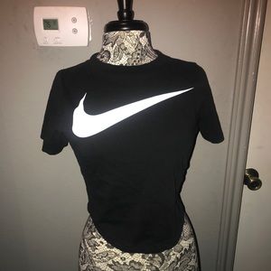 Nike tee